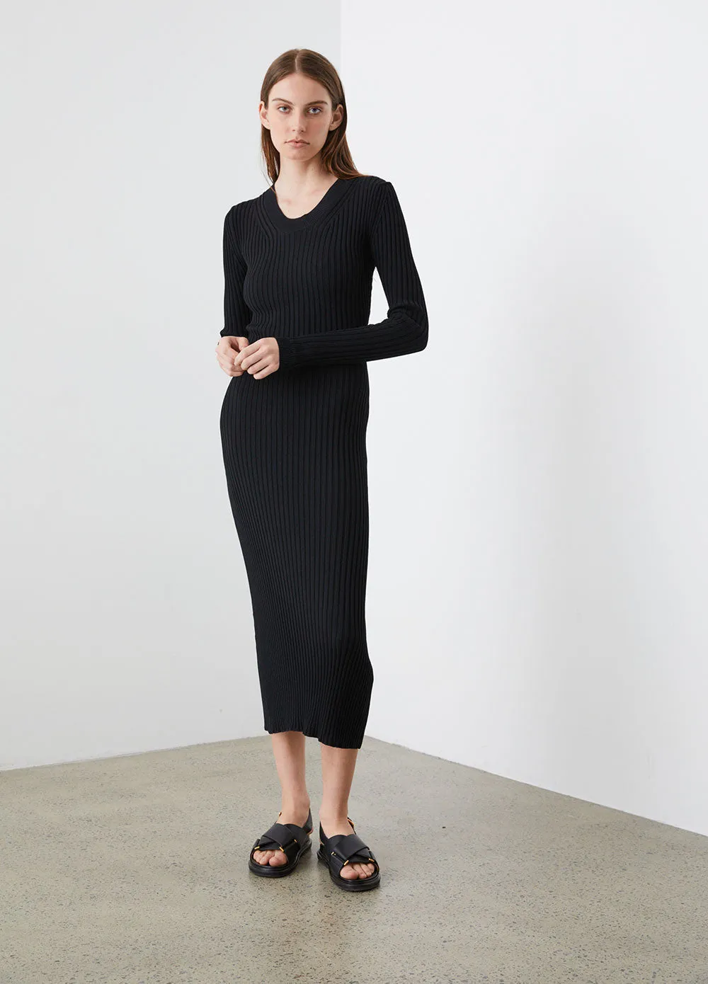 0016 Ribbed Knit Dress