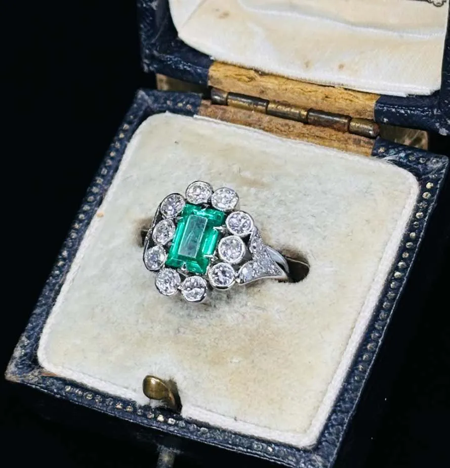 1920s Emerald and Diamond Ring