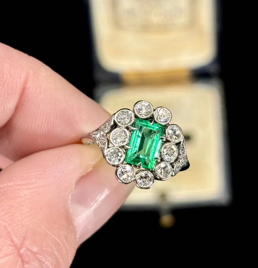 1920s Emerald and Diamond Ring