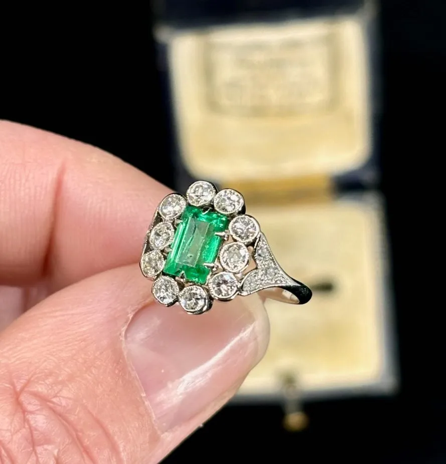 1920s Emerald and Diamond Ring