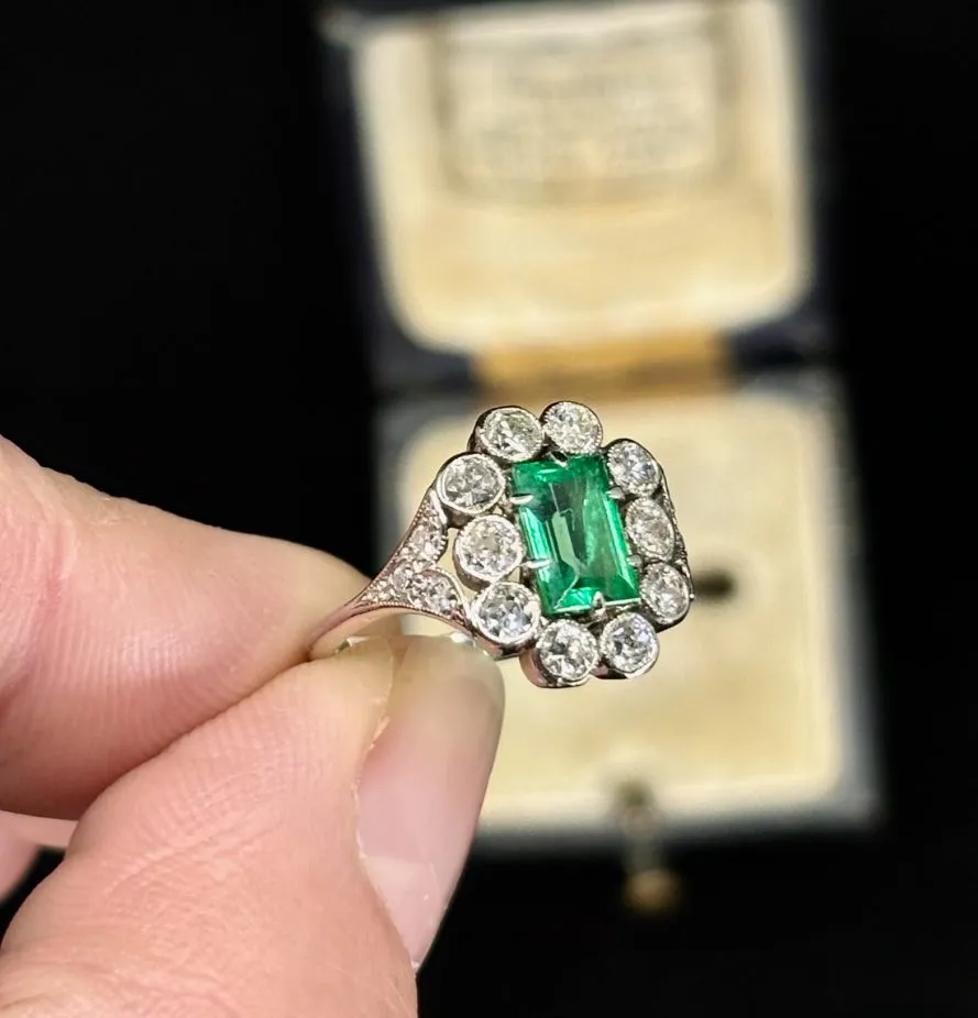 1920s Emerald and Diamond Ring