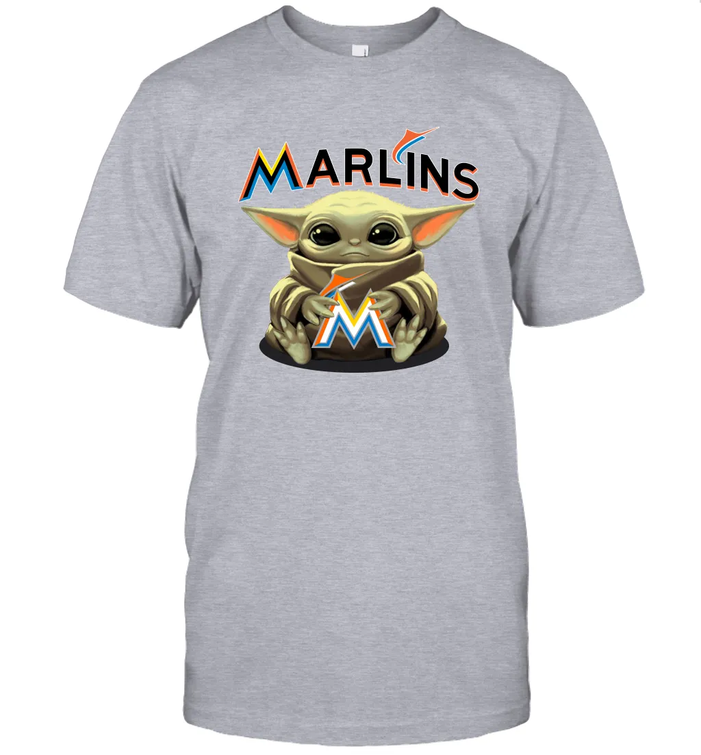 Baby Yoda Hugs Loves The Miami Marlins Baseball Mens T-Shirt