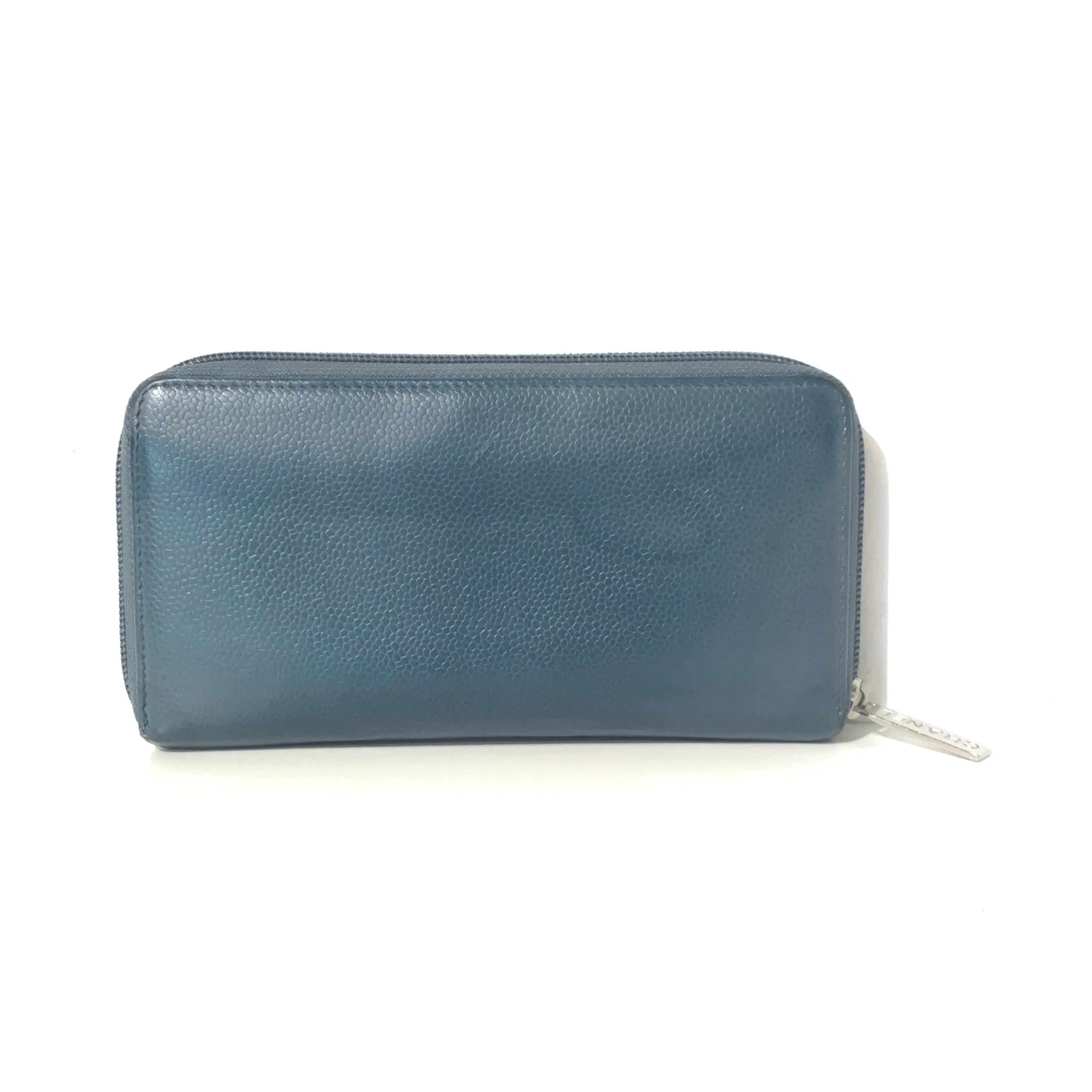 Caviar Timeless CC Gusset Zip Around Wallet