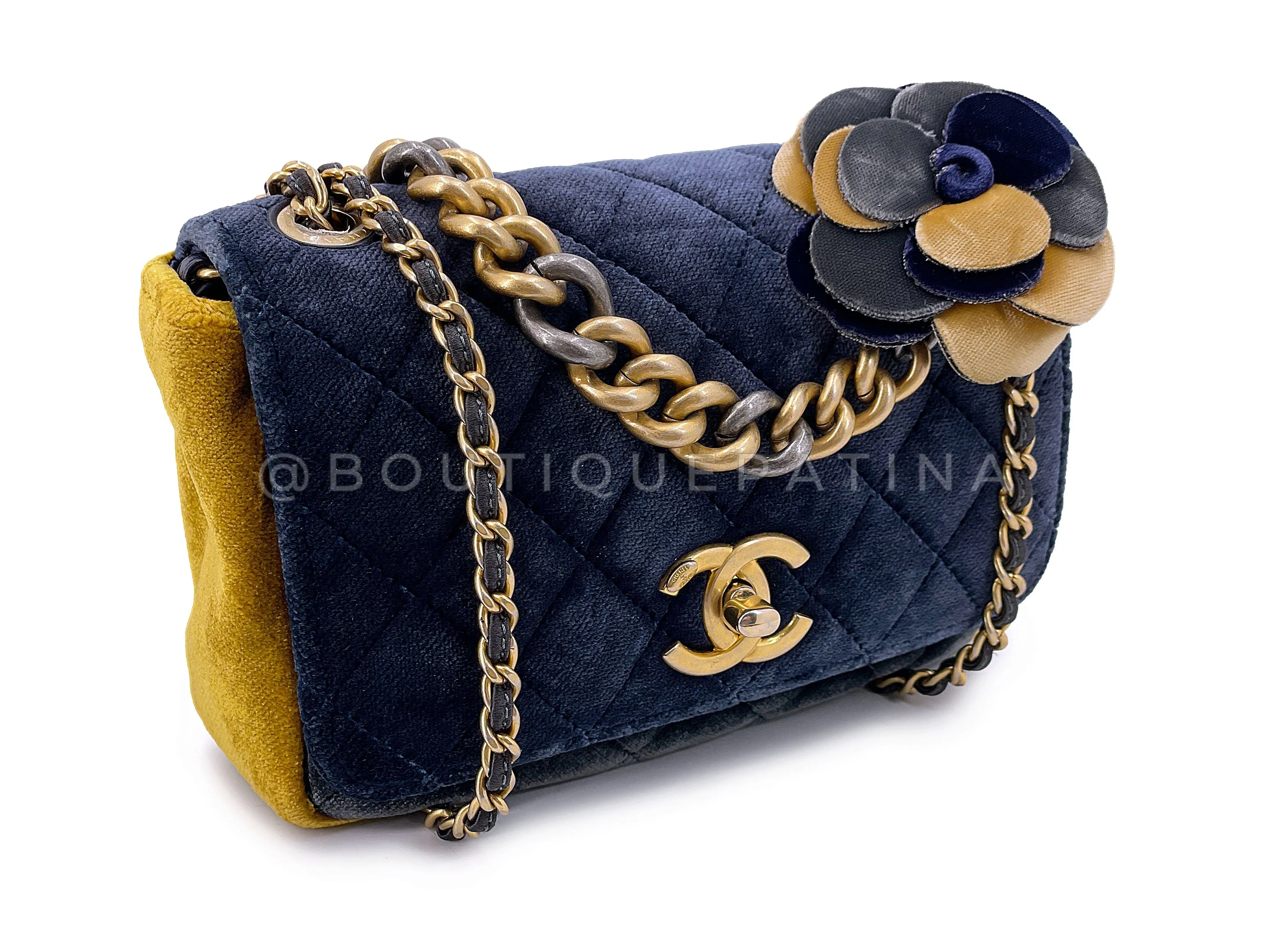 Chanel 2018 Paris-Cosmopolite Métiers d'Art Velvet Mini Flap Bag