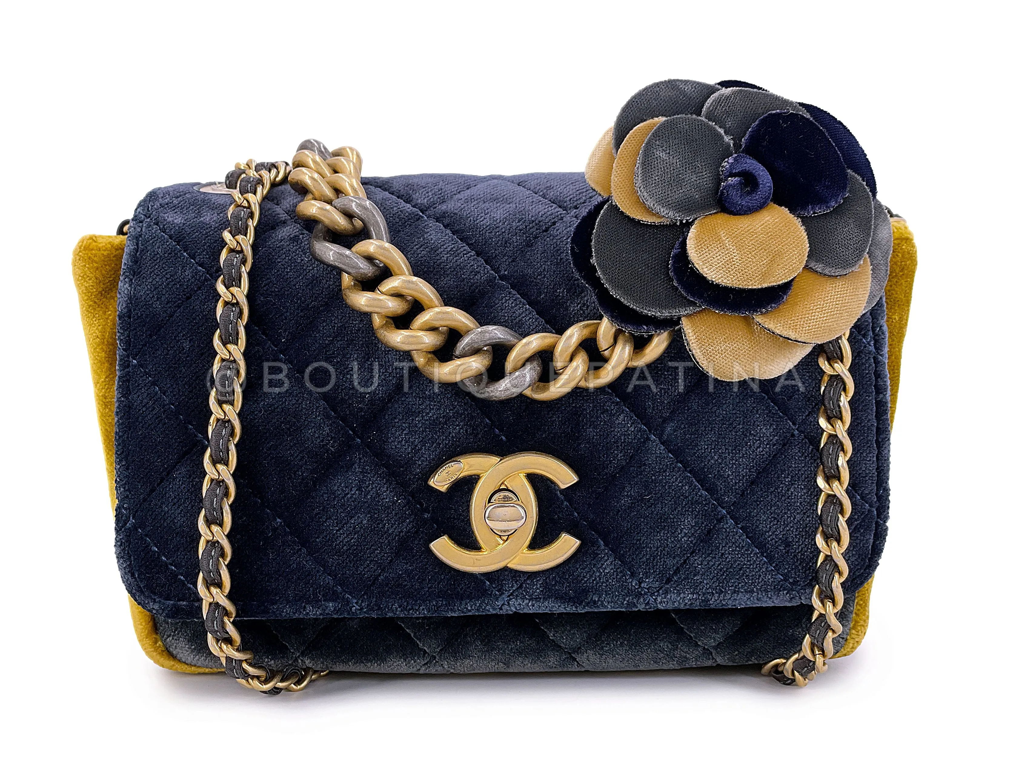 Chanel 2018 Paris-Cosmopolite Métiers d'Art Velvet Mini Flap Bag