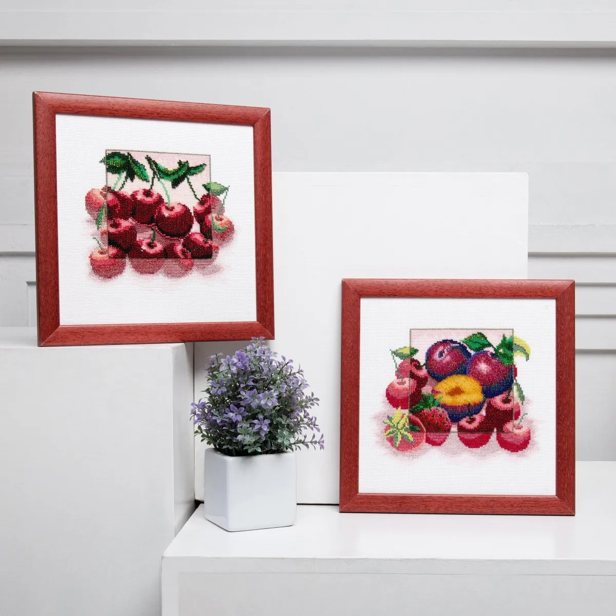 CHERRIES, Counted Cross-Stitch Kit, Beadwork kit, Mixed Technique, 14 count Aida, size 23 x 23 cm, Charivna mit | Momentos Magicos (M-69)