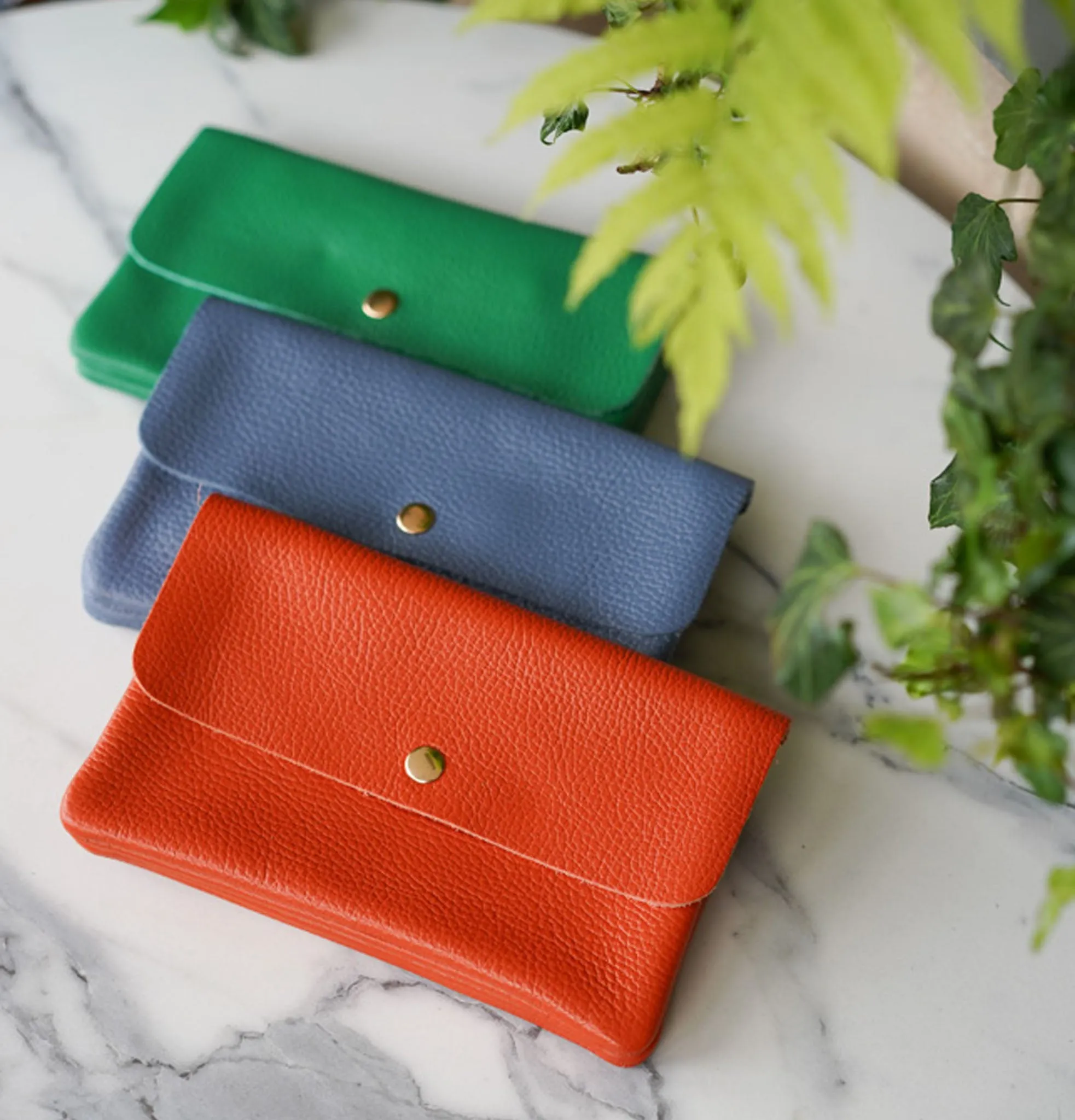 Como Shoulder and Clutch Bag