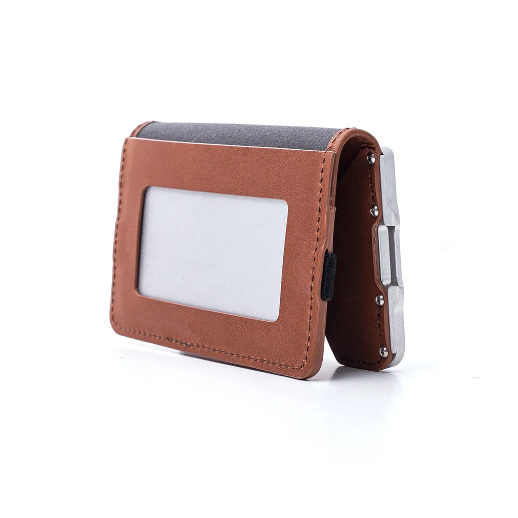 D03 Dapper Bifold Wallet