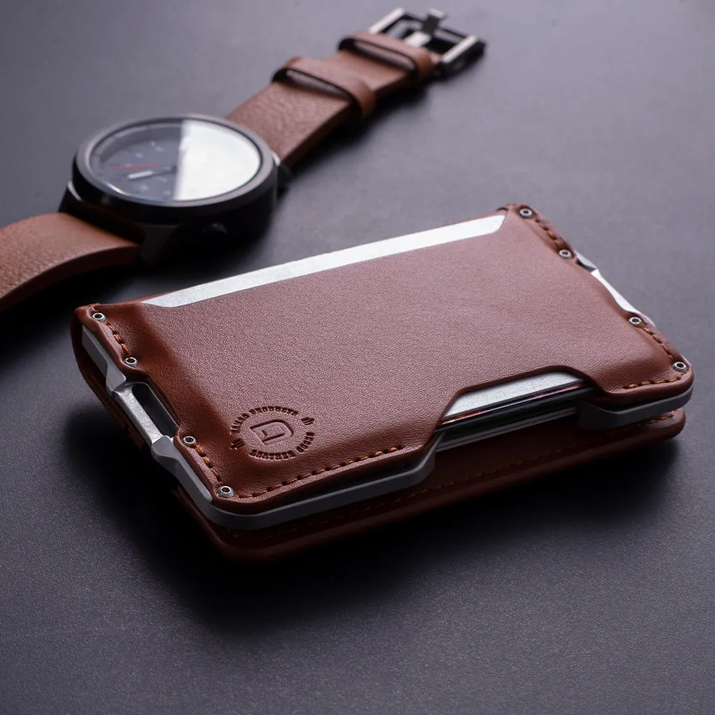 D03 Dapper Bifold Wallet