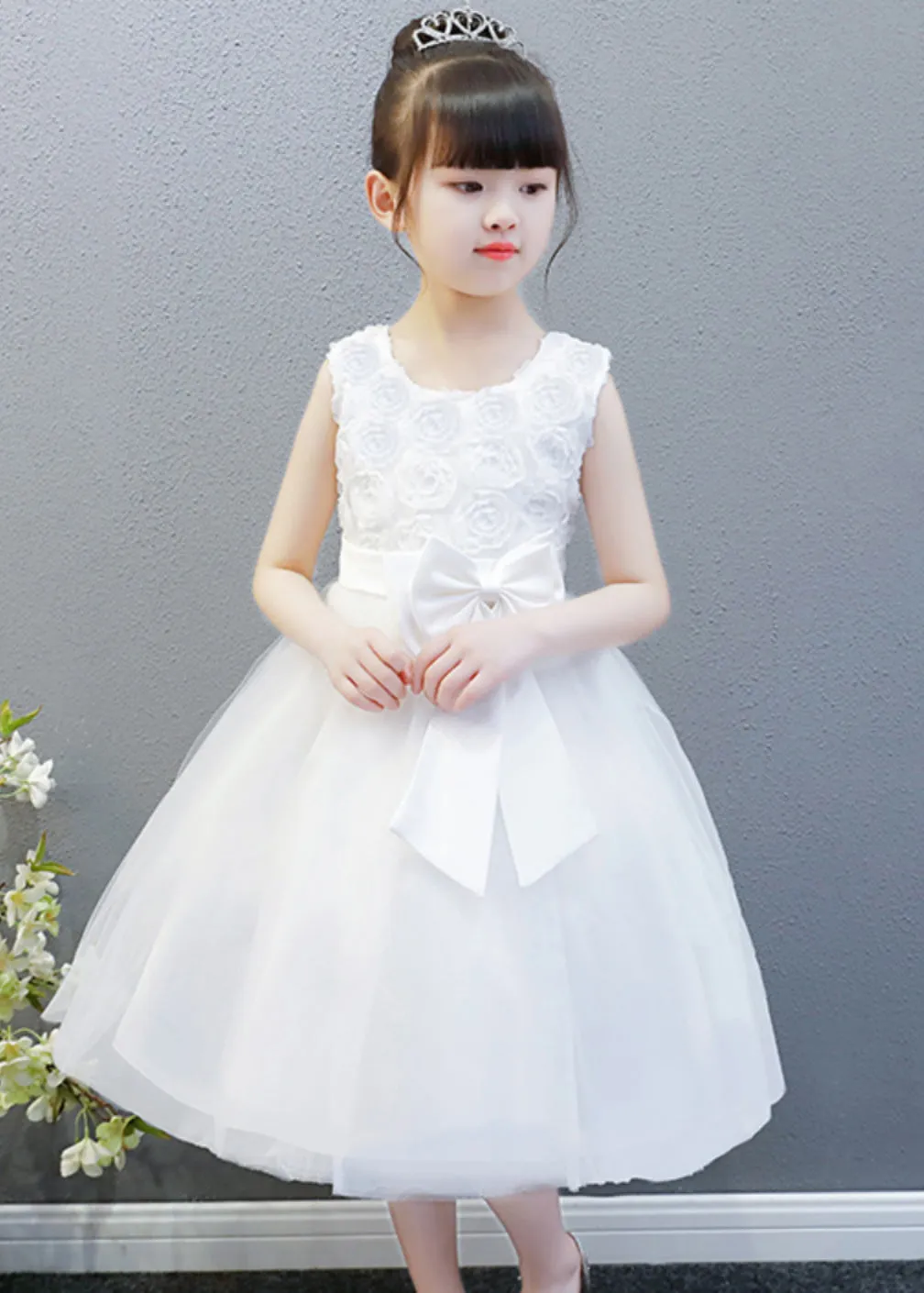 Elegant White O-Neck Floral Bow Tulle Kids Long Gowns Dress Sleeveless XZ048