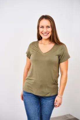 Latched Mama Go-To V-Neck Nursing Tee