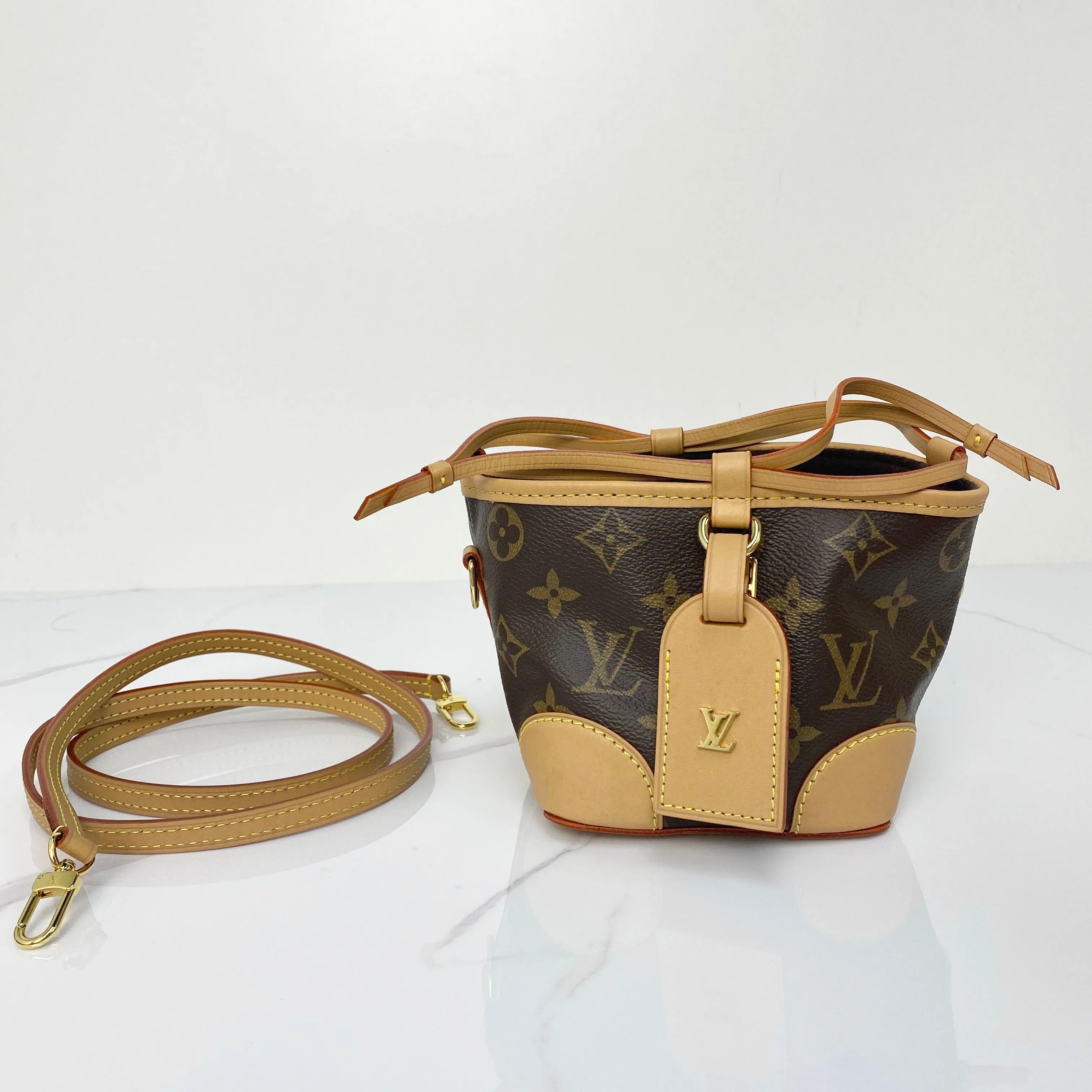 Louis Vuitton Noe Purse