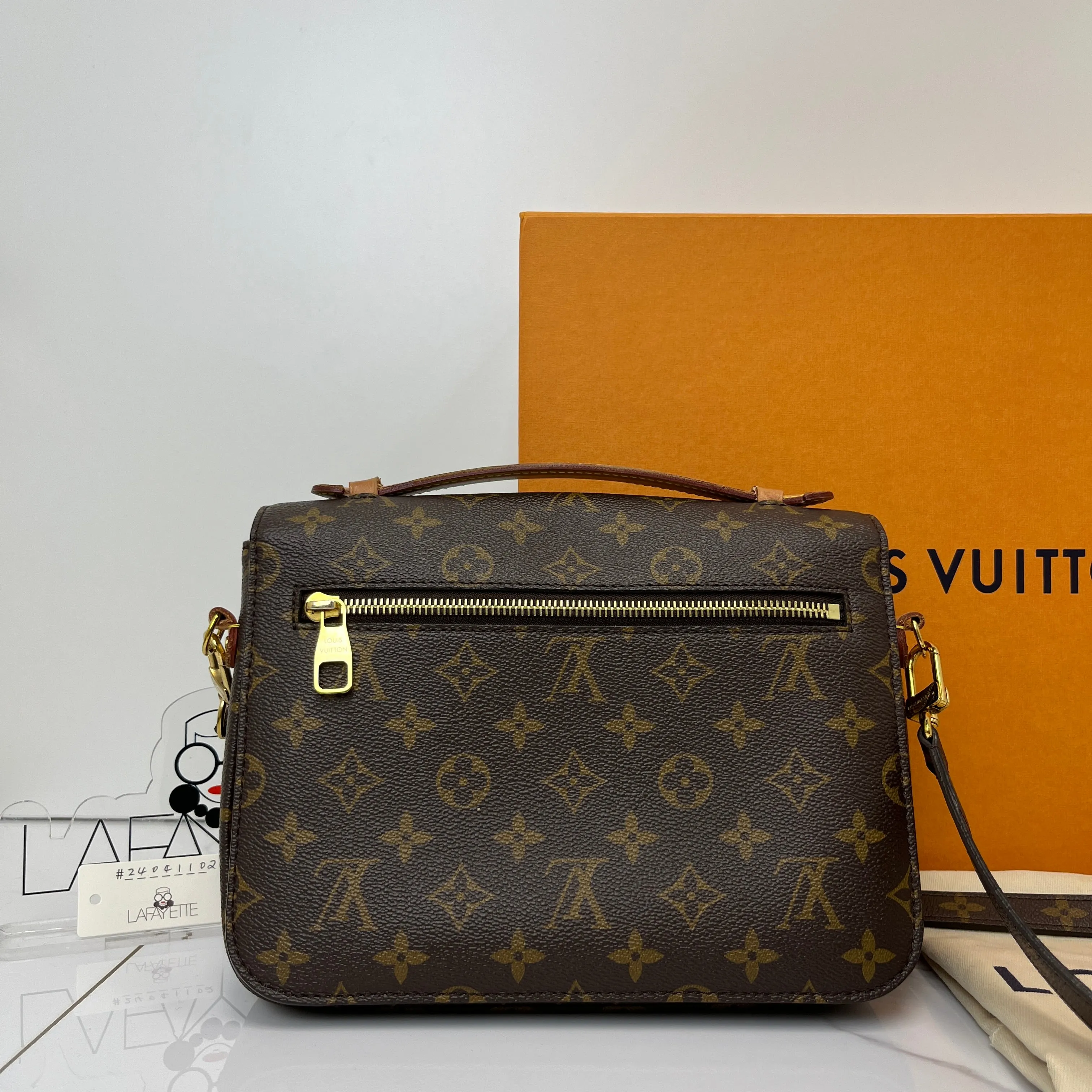 Louis Vuitton POCHETTE MÉTIS