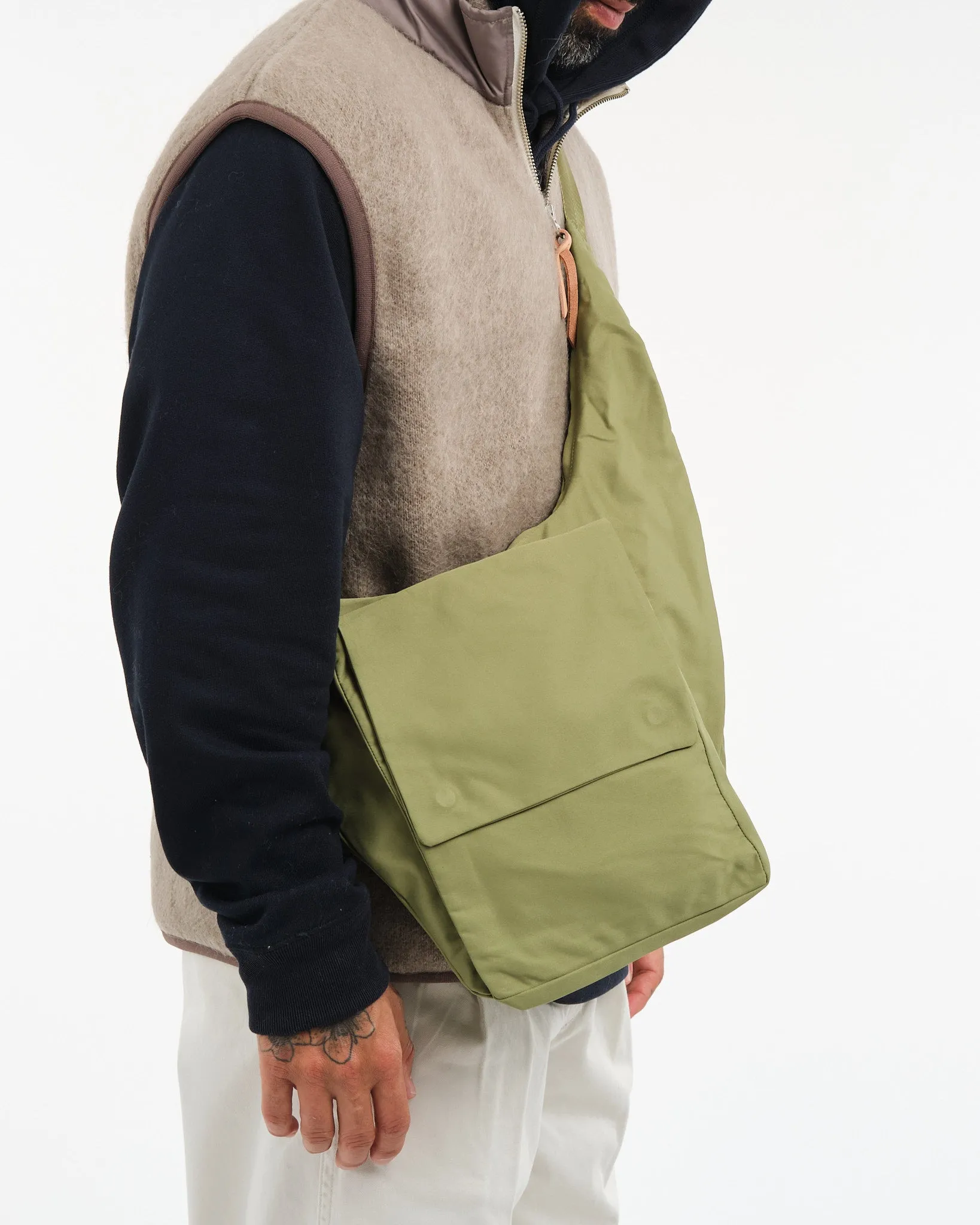 Sample Sling Bag Moss