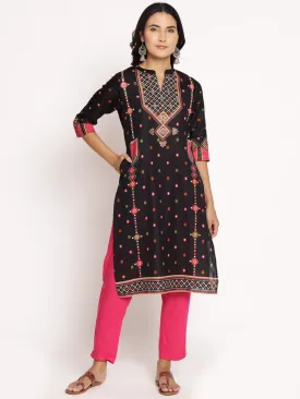 Women Black & Fuschia Geometrical Printed Kurta